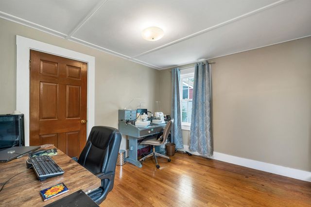 55 School Street, Salem, NH 03079