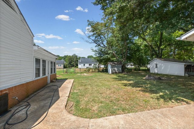 46 CHARLES AVE, Munford, TN 38058