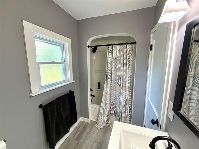 1681 Langeland Avenue, Muskegon, MI 49442