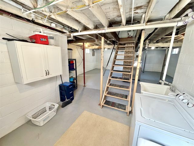 1681 Langeland Avenue, Muskegon, MI 49442