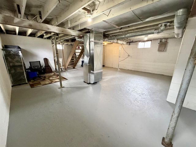 1681 Langeland Avenue, Muskegon, MI 49442