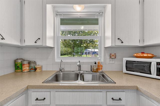 227 POINSETTIA AVENUE, Inverness, FL 34452