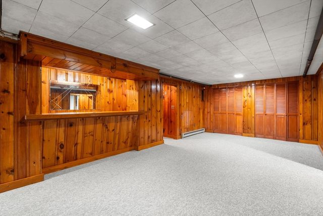 41 Country Ln, Westwood, MA 02090