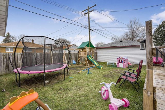 1521 Harmony DRIVE, Racine, WI 53402