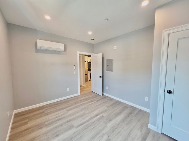 1965-1967 Smith St 2L, North Providence, RI 02911