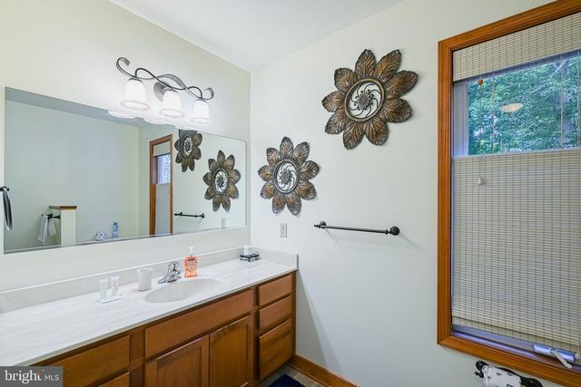 5500 DOGWOOD TREE LN, Mineral, VA 23117