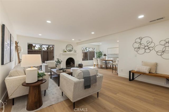 9801 Genesee Avenue, San Diego, CA 92121