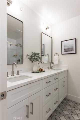 9801 Genesee Avenue, San Diego, CA 92121