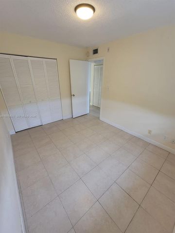 8700 N Sherman Cir 108, Miramar, FL 33025