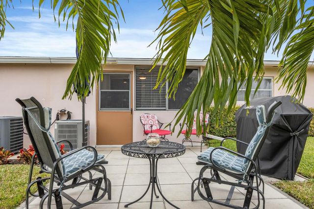 2545 Dudley Drive W E, West Palm Beach, FL 33415