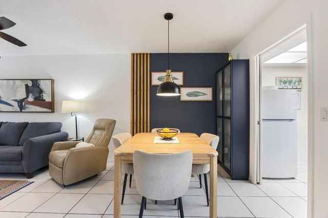 2545 Dudley Drive W E, West Palm Beach, FL 33415