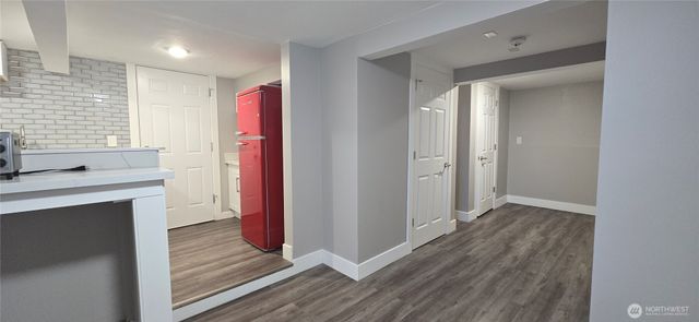 12053 70 Avenue S, Seattle, WA 98178