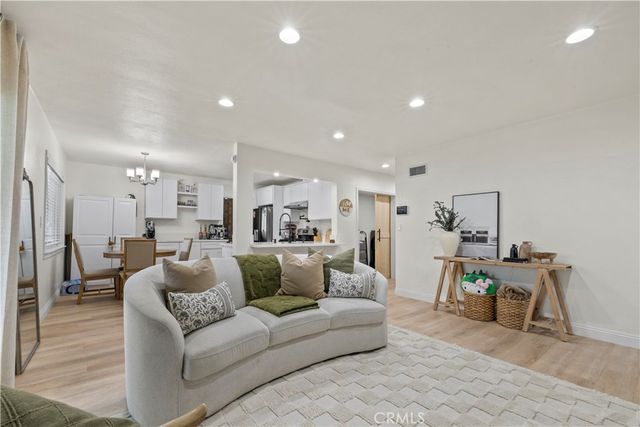 8268 Garfield, Riverside, CA 92504