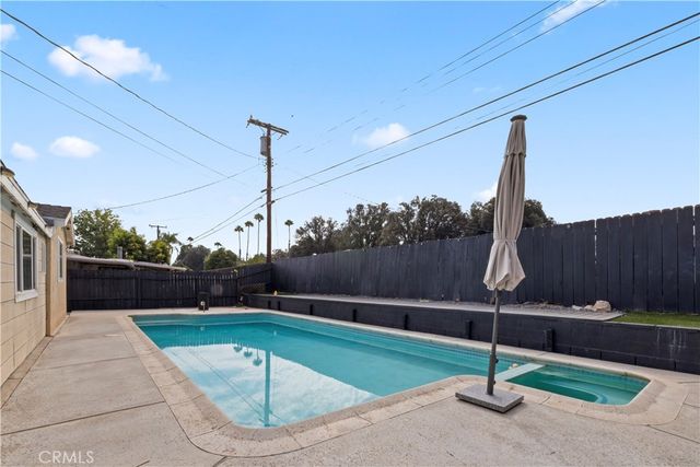 8268 Garfield, Riverside, CA 92504