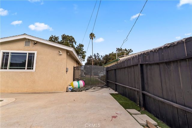 8268 Garfield, Riverside, CA 92504