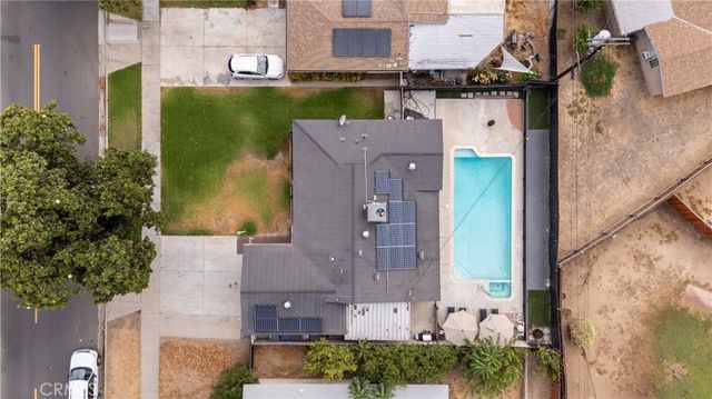 8268 Garfield, Riverside, CA 92504