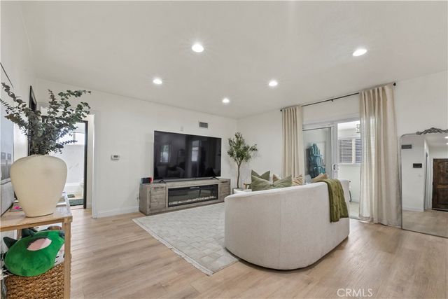 8268 Garfield, Riverside, CA 92504