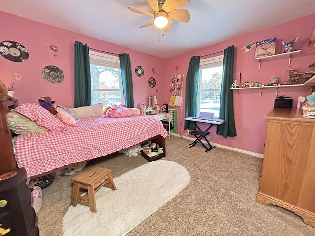 3175 LAKEVIEW DRIVE, Suamico, WI 54173