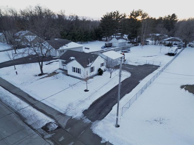 3175 LAKEVIEW DRIVE, Suamico, WI 54173