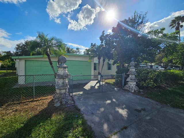 2909 SE 39 Avenue, Okeechobee, FL 34974