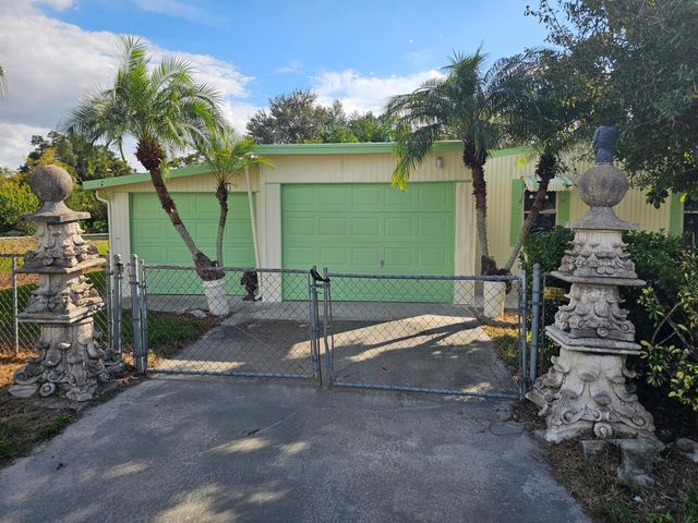 2909 SE 39 Avenue, Okeechobee, FL 34974