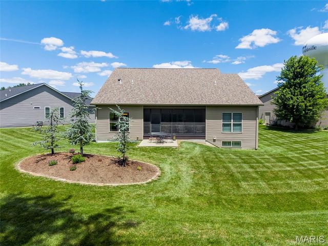 41 Nickel Plate Drive, Edwardsville, IL 62025
