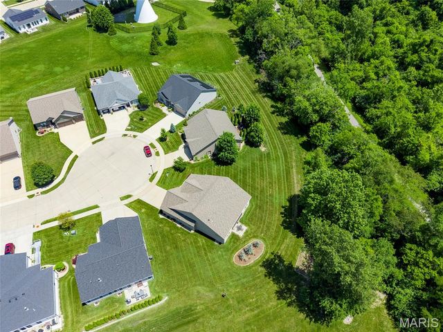 41 Nickel Plate Drive, Edwardsville, IL 62025