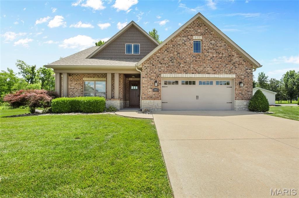 41 Nickel Plate Drive, Edwardsville, IL 62025