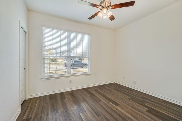 2502 Lightfoot Lane, Bryan, TX 77803