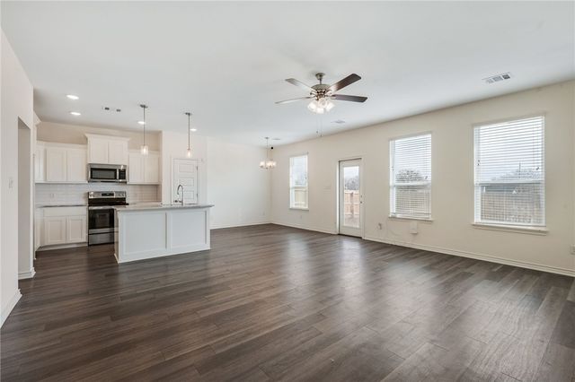 2502 Lightfoot Lane, Bryan, TX 77803