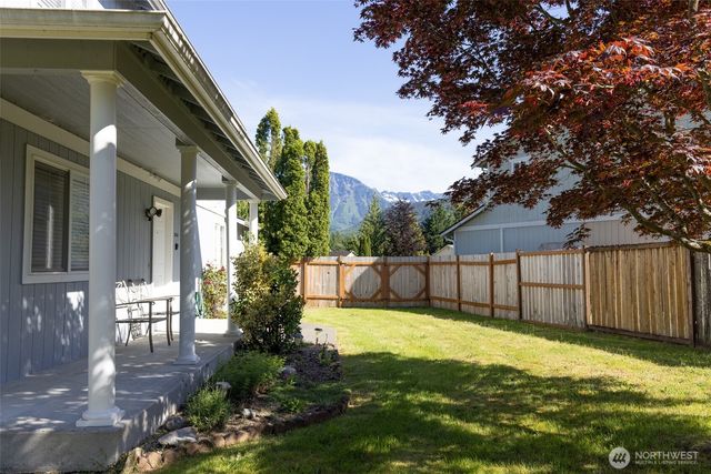 329 Shelby Street, Gold Bar, WA 98251