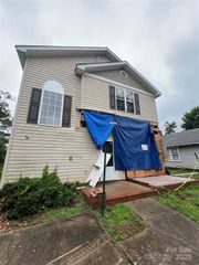 2012 Ashley Road, Charlotte, NC 28208