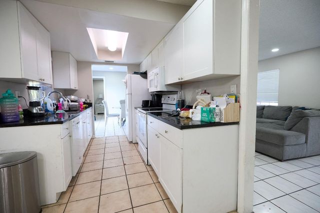 6597 Salem Street, North Lauderdale, FL 33068