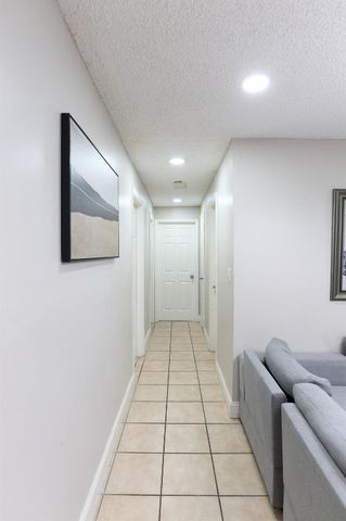 6597 Salem Street, North Lauderdale, FL 33068