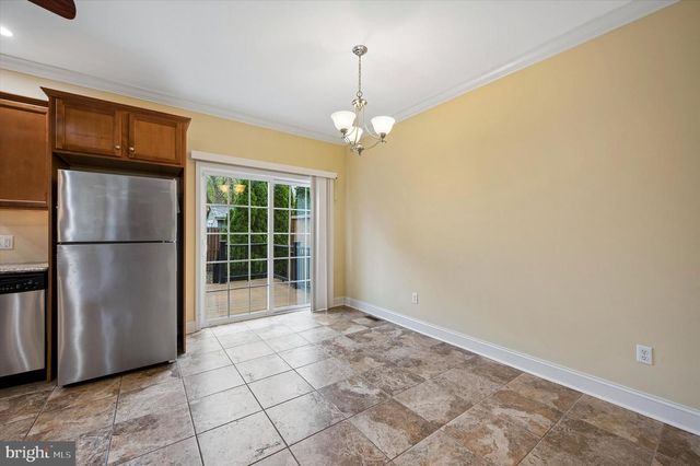 9 E ROBERTS ST, Norristown, PA 19401