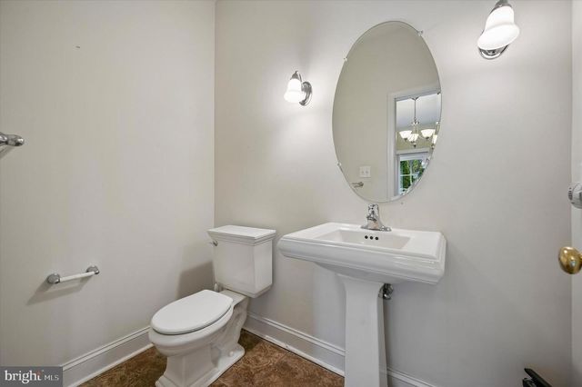 9 E ROBERTS ST, Norristown, PA 19401