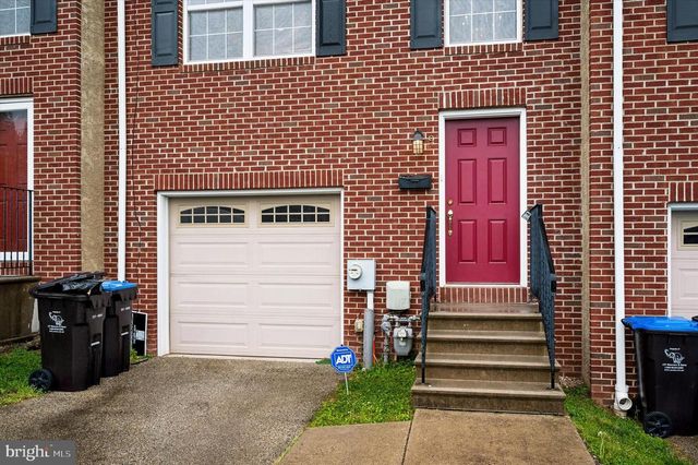 9 E ROBERTS ST, Norristown, PA 19401