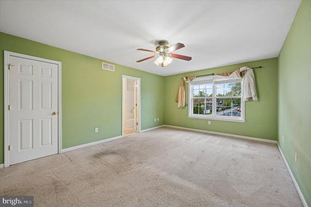 9 E ROBERTS ST, Norristown, PA 19401