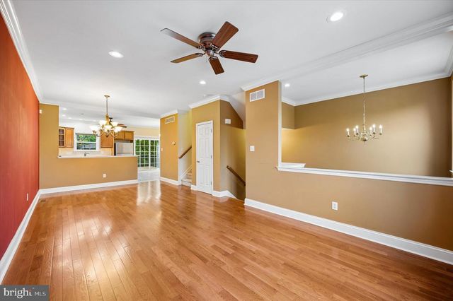 9 E ROBERTS ST, Norristown, PA 19401