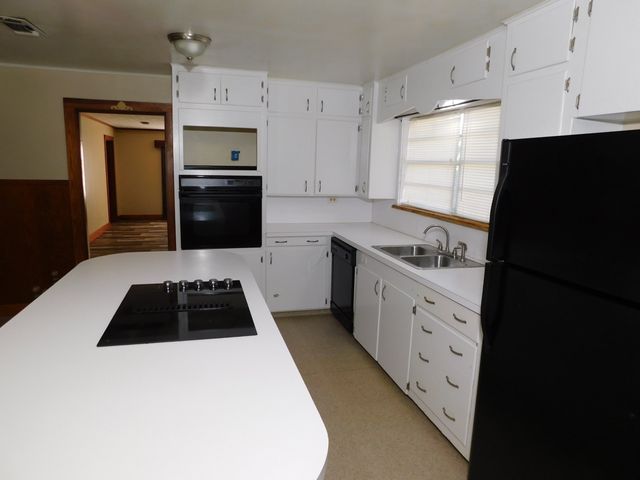 405 SE 8th Street, Springhill, LA 71075