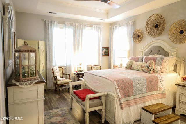 437 Coquinas Lane, Beaufort, SC 29906