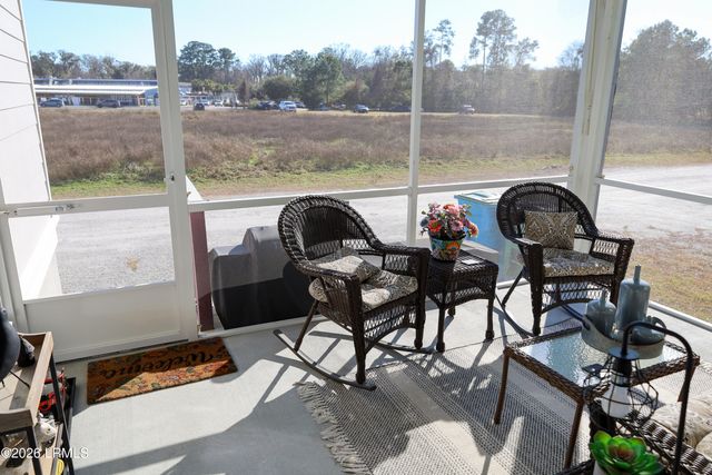 437 Coquinas Lane, Beaufort, SC 29906