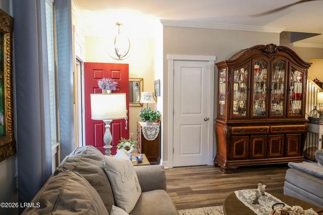 437 Coquinas Lane, Beaufort, SC 29906