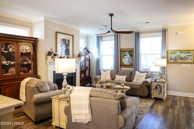 437 Coquinas Lane, Beaufort, SC 29906