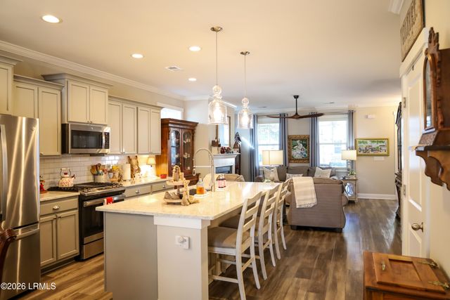 437 Coquinas Lane, Beaufort, SC 29906