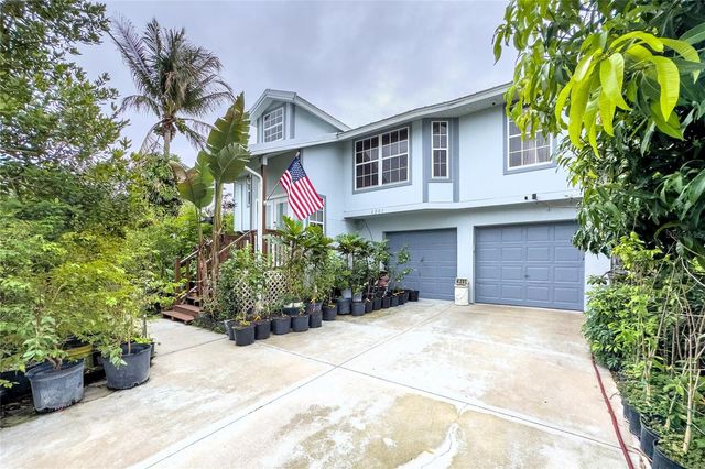 4201 6TH STREET W, Lehigh Acres, FL 33971