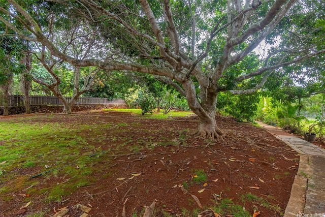 98-1655 Piki Street, Aiea, HI 96701