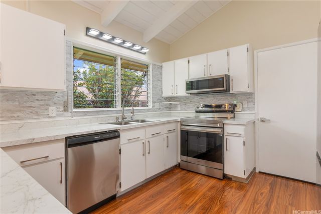 98-1655 Piki Street, Aiea, HI 96701