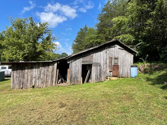 3406 Lowes Gap Road, Pikeville, TN 37367