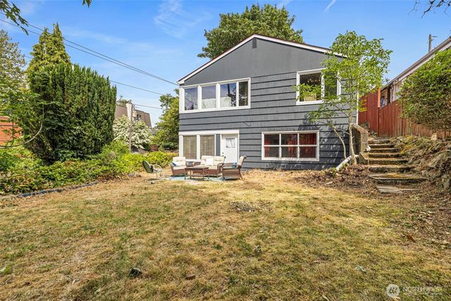9628 5th Ave NE, Seattle, WA 98115